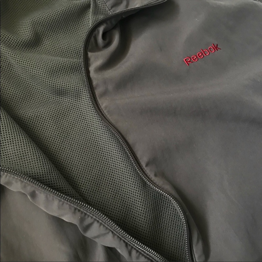 Men’s Reebok Set with DriFit Tee - Picture 4 of 8